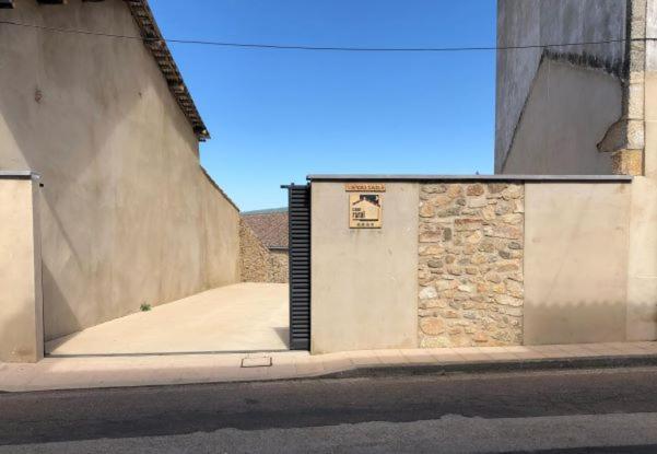 Casa Rural La Calzada El Payo Exterior photo